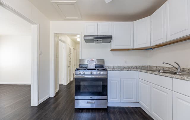 534  Walton Ave, San Antonio, TX 78225 — photo 10