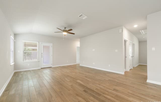 1220  Ella Xing, New Braunfels, TX 78130 — photo 6