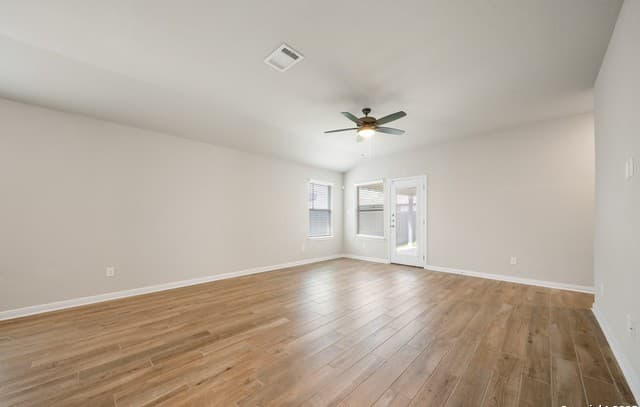 1220  Ella Xing, New Braunfels, TX 78130 — photo 7