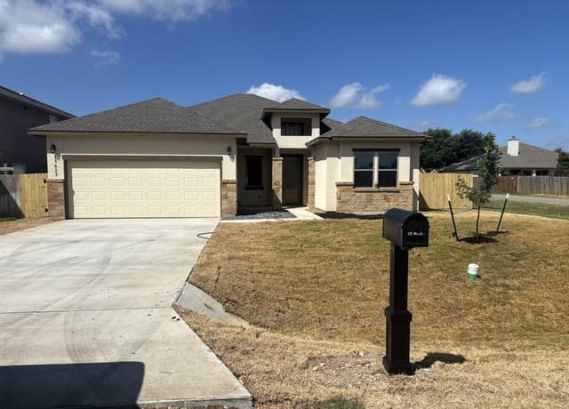 15623 Fair Ln