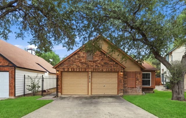 16610  Fallen Tree Dr, San Antonio, TX 78247 — photo 2