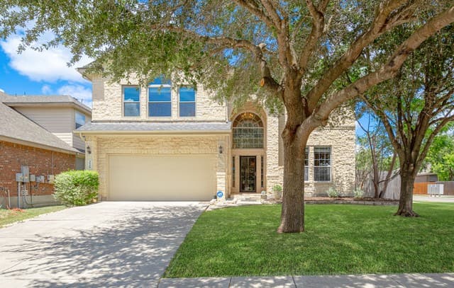 326 Loch Lomond Dr, Cibolo, TX 78108