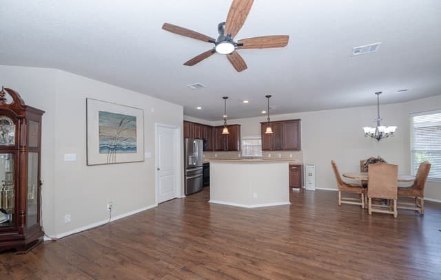 326  Loch Lomond Dr, Cibolo, TX 78108 — photo 15