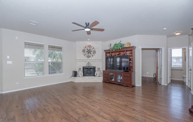 326  Loch Lomond Dr, Cibolo, TX 78108 — photo 17