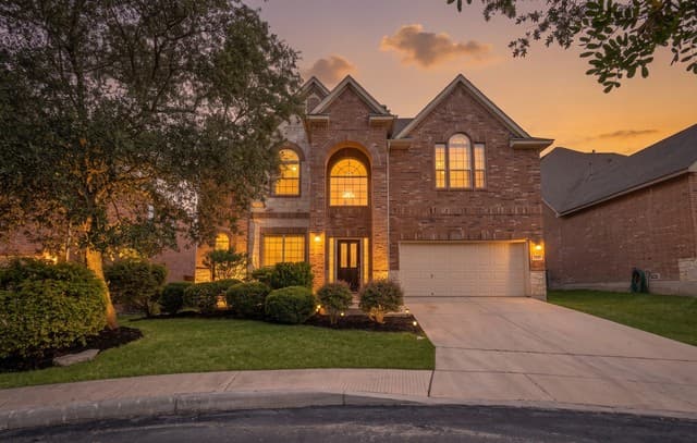 3423  Hilldale Pt