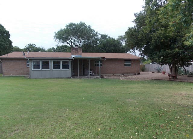 1309  Azalea Lane, New Braunfels, TX 78130 — photo 20