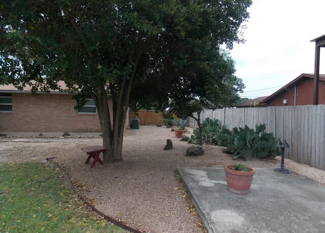 1309  Azalea Lane, New Braunfels, TX 78130 — photo 22