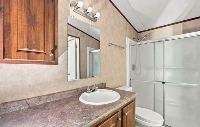 138  County Road 2666, Devine, TX 78016 — photo 15