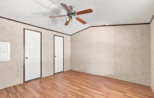 138  County Road 2666, Devine, TX 78016 — photo 16