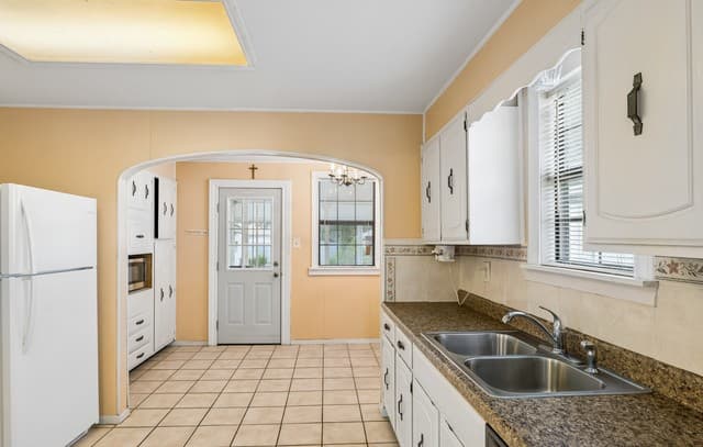 2018 W Gramercy Pl, San Antonio, TX 78201 — photo 18