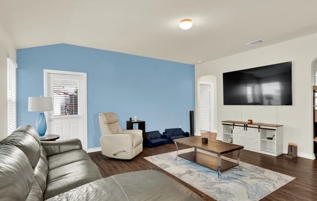 6437  Hoffman Plain, San Antonio, TX 78252 — photo 12