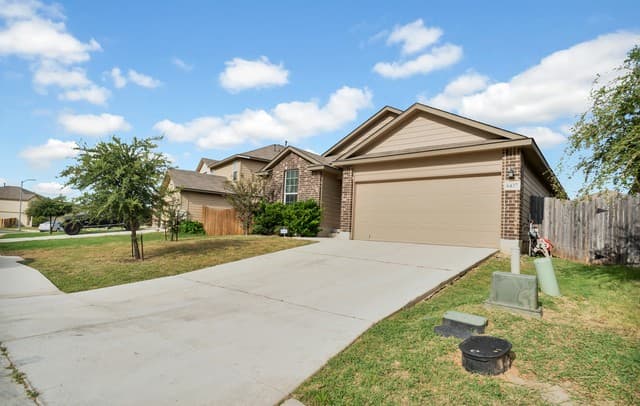 6437  Hoffman Plain, San Antonio, TX 78252 — photo 3