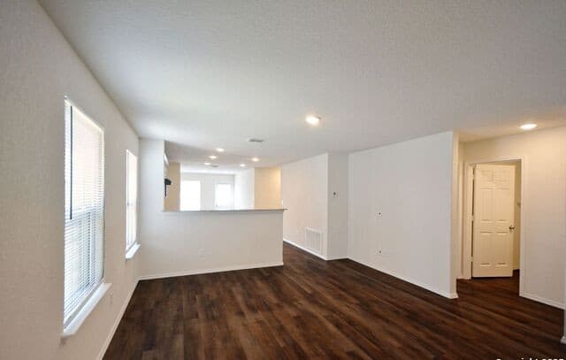 430  Russian Sage, New Braunfels, TX 78130 — photo 4