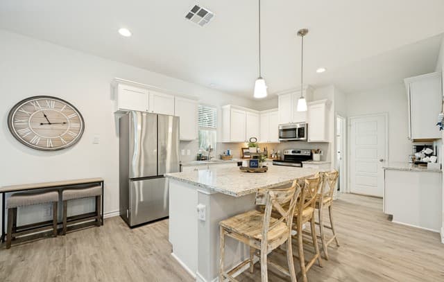 2619  Candlelight Dr, Canyon Lake, TX 78133 — photo 9