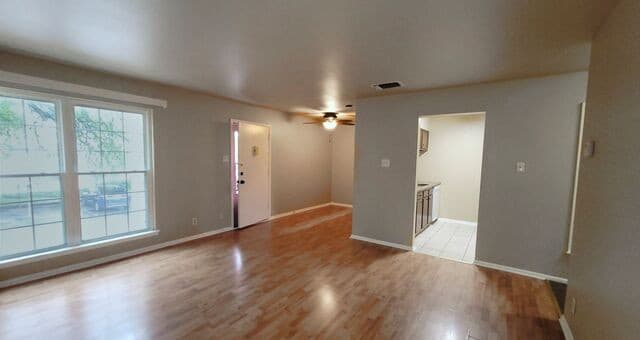 8702  Village Dr Unit 1201, San Antonio, TX 78217 — photo 5