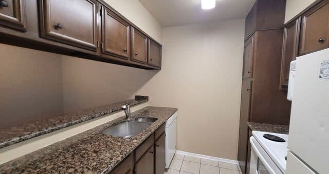 8702  Village Dr Unit 1201, San Antonio, TX 78217 — photo 9