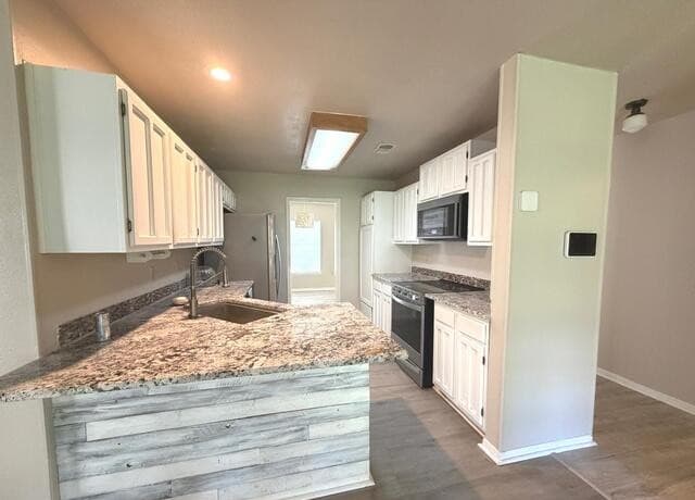 16503  Fox Den, San Antonio, TX 78247 — photo 4