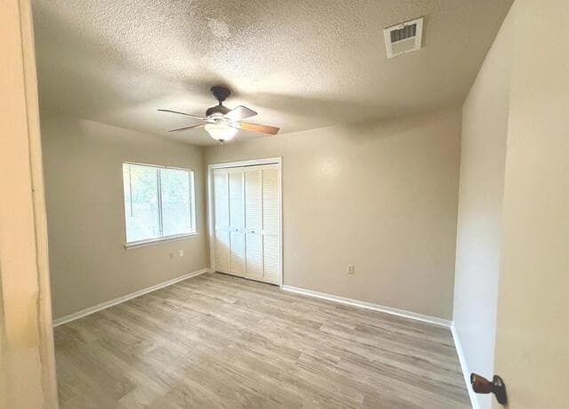 16503  Fox Den, San Antonio, TX 78247 — photo 8