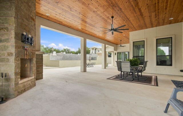 1125  Cordova Bnd, Canyon Lake, TX 78133 — photo 21
