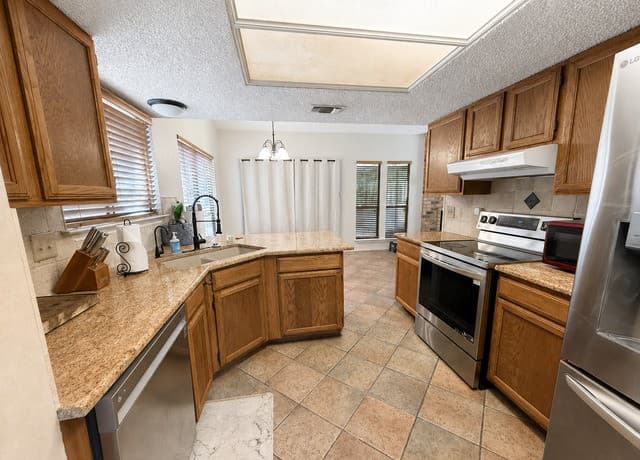 17319  Antlers Cv, Helotes, TX 78023 — photo 4