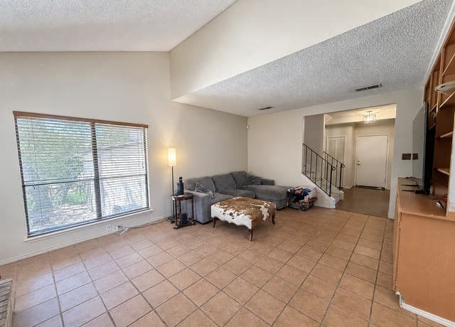 17319  Antlers Cv, Helotes, TX 78023 — photo 5