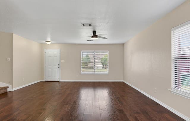 5012  Viking Coral, San Antonio, TX 78244 — photo 4
