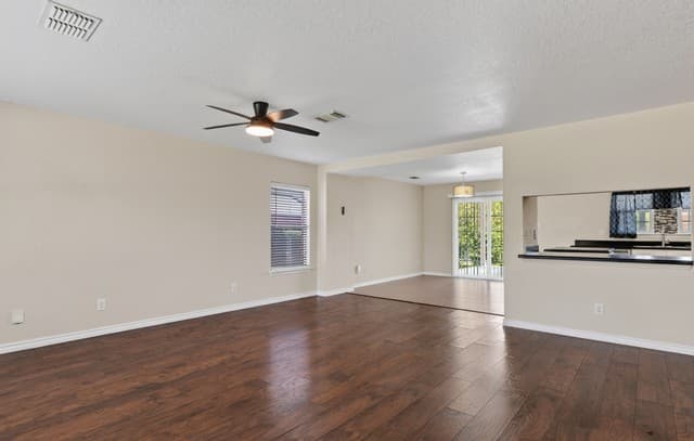 5012  Viking Coral, San Antonio, TX 78244 — photo 5