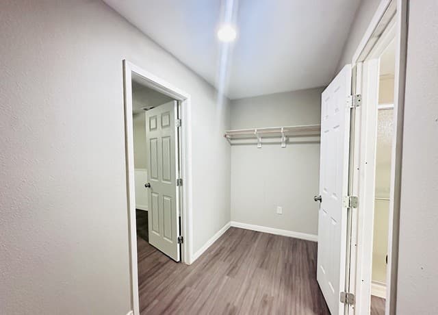 10806  Lazy Oaks Dr, San Antonio, TX 78217 — photo 11