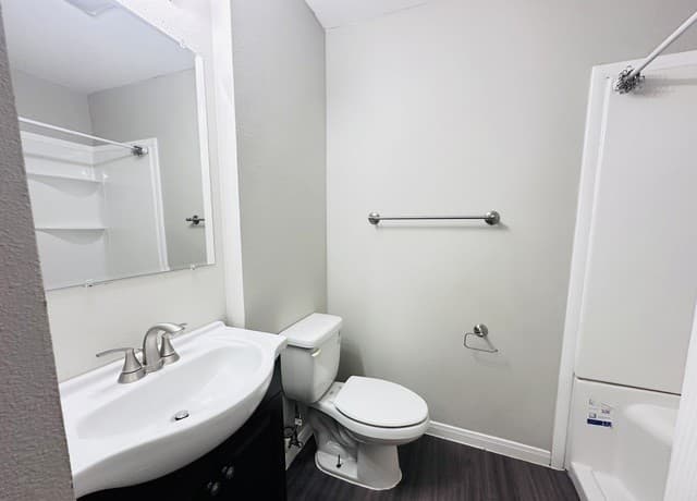 10806  Lazy Oaks Dr, San Antonio, TX 78217 — photo 15