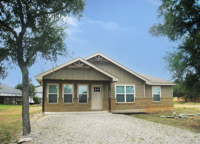 1229  Bob White Dr, Spring Branch, TX 78070