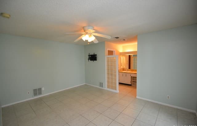 4839  Wesleyan St, San Antonio, TX 78249 — photo 8