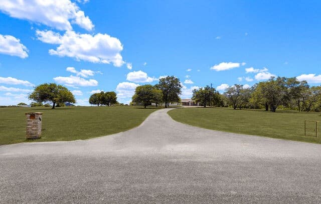 446  Quail Hollow, Adkins, TX 78101 — photo 5