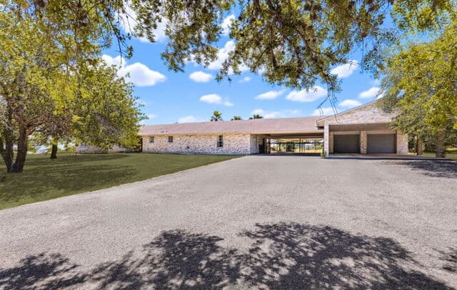 446  Quail Hollow, Adkins, TX 78101 — photo 7
