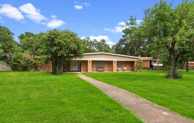 210 Kimberly Dr