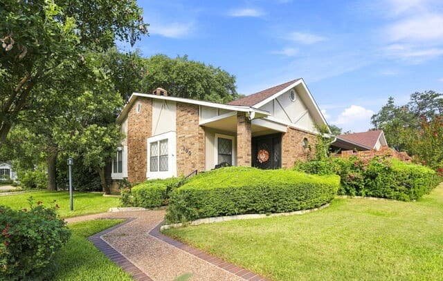 100  Elizabeth Ann Ct.