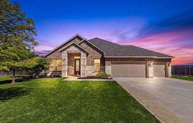 5003  Bonniecrest