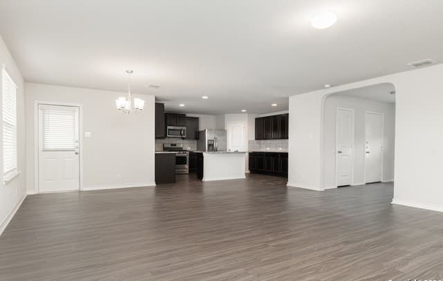 2611  Barbwire Way, San Antonio, TX 78244 — photo 3