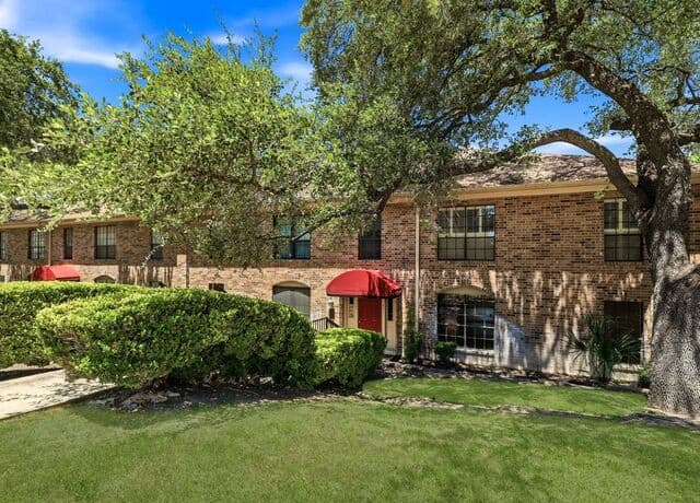 7926  Broadway Unit 107, San Antonio, TX 78209 — photo 2
