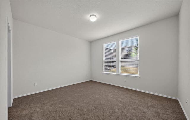 10334  Gibbons Crk, San Antonio, TX 78252 — photo 15