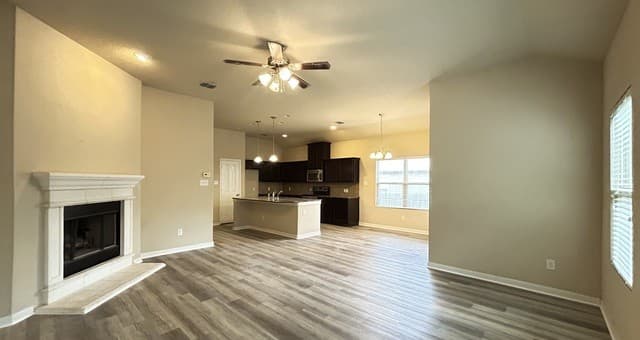 11226  Camp Creek Trl, San Antonio, TX 78245 — photo 5