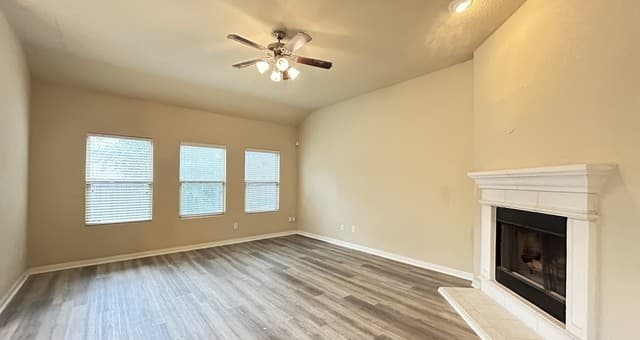 11226  Camp Creek Trl, San Antonio, TX 78245 — photo 7