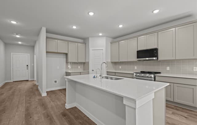 8713  Rucker Pond Trail, San Antonio, TX 78252 — photo 10