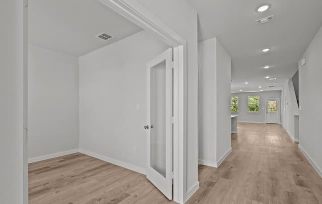 8713  Rucker Pond Trail, San Antonio, TX 78252 — photo 5