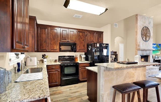 101  Hickory Run, La Vernia, TX 78121 — photo 11
