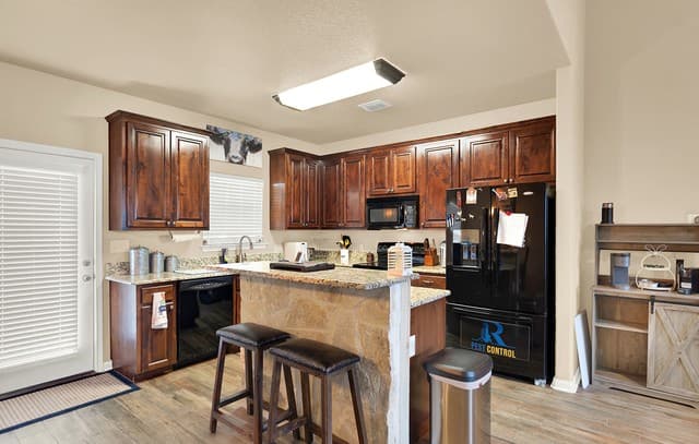 101  Hickory Run, La Vernia, TX 78121 — photo 12