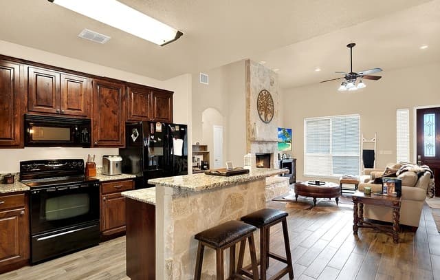 101  Hickory Run, La Vernia, TX 78121 — photo 13