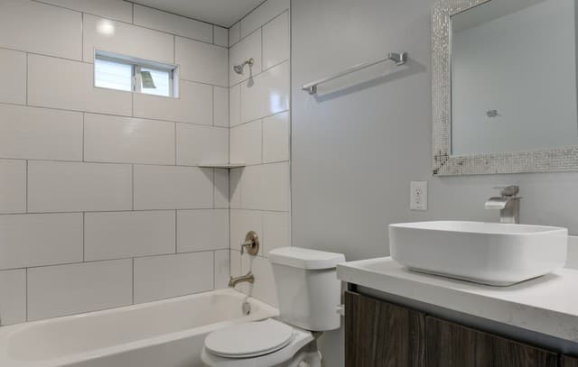 6626  Woodstock, San Antonio, TX 78223 — photo 14
