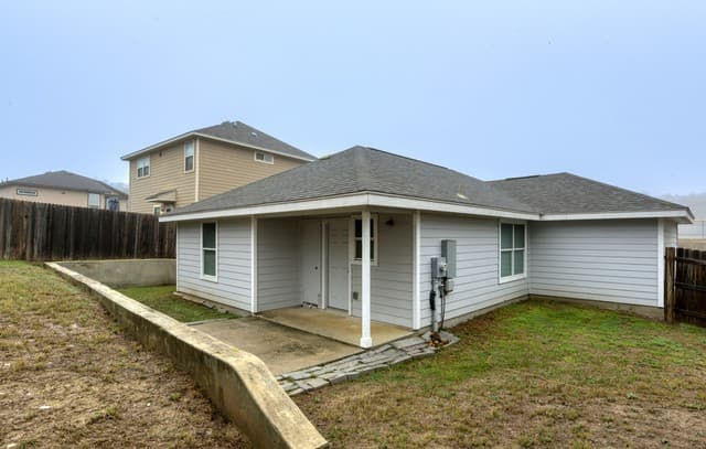 6626  Woodstock, San Antonio, TX 78223 — photo 21