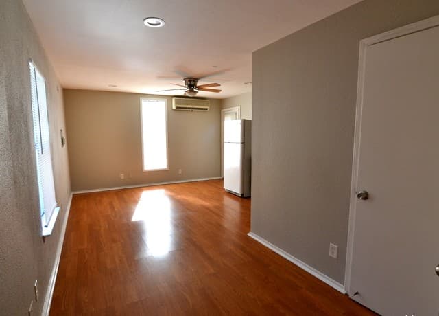 902 W Kings Hwy Unit 3, San Antonio, TX 78201 — photo 4