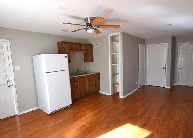 902 W Kings Hwy Unit 3, San Antonio, TX 78201 — photo 6